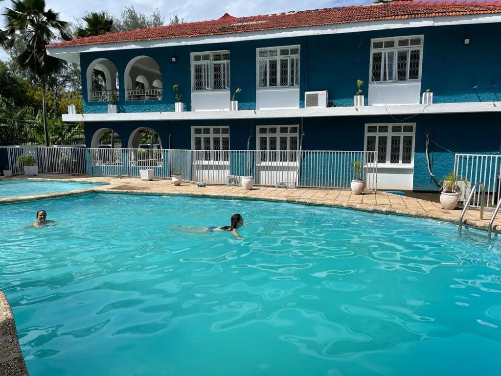Gallivanters Hostel Dar es Salaam Buitenkant foto