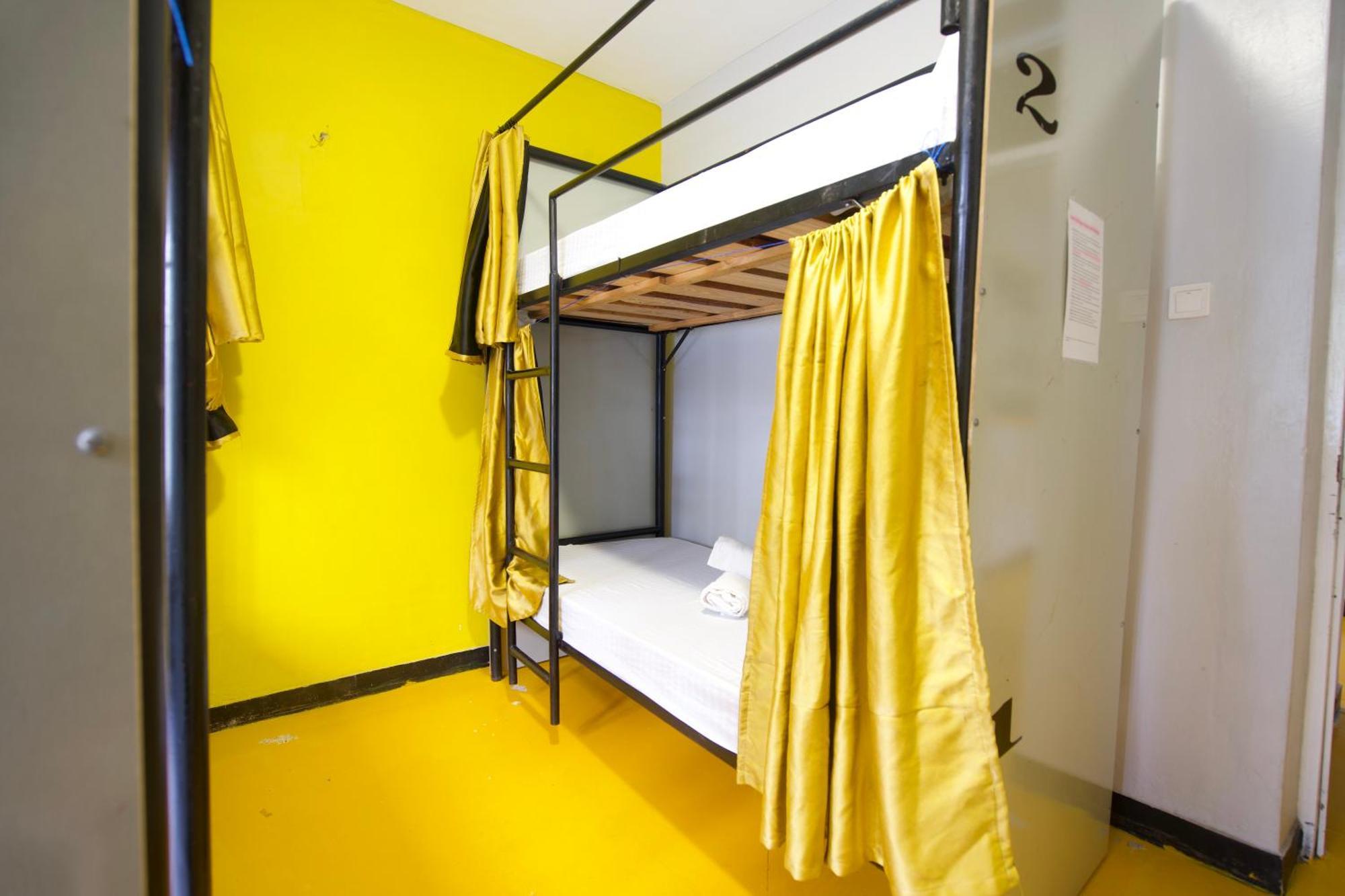 Gallivanters Hostel Dar es Salaam Buitenkant foto